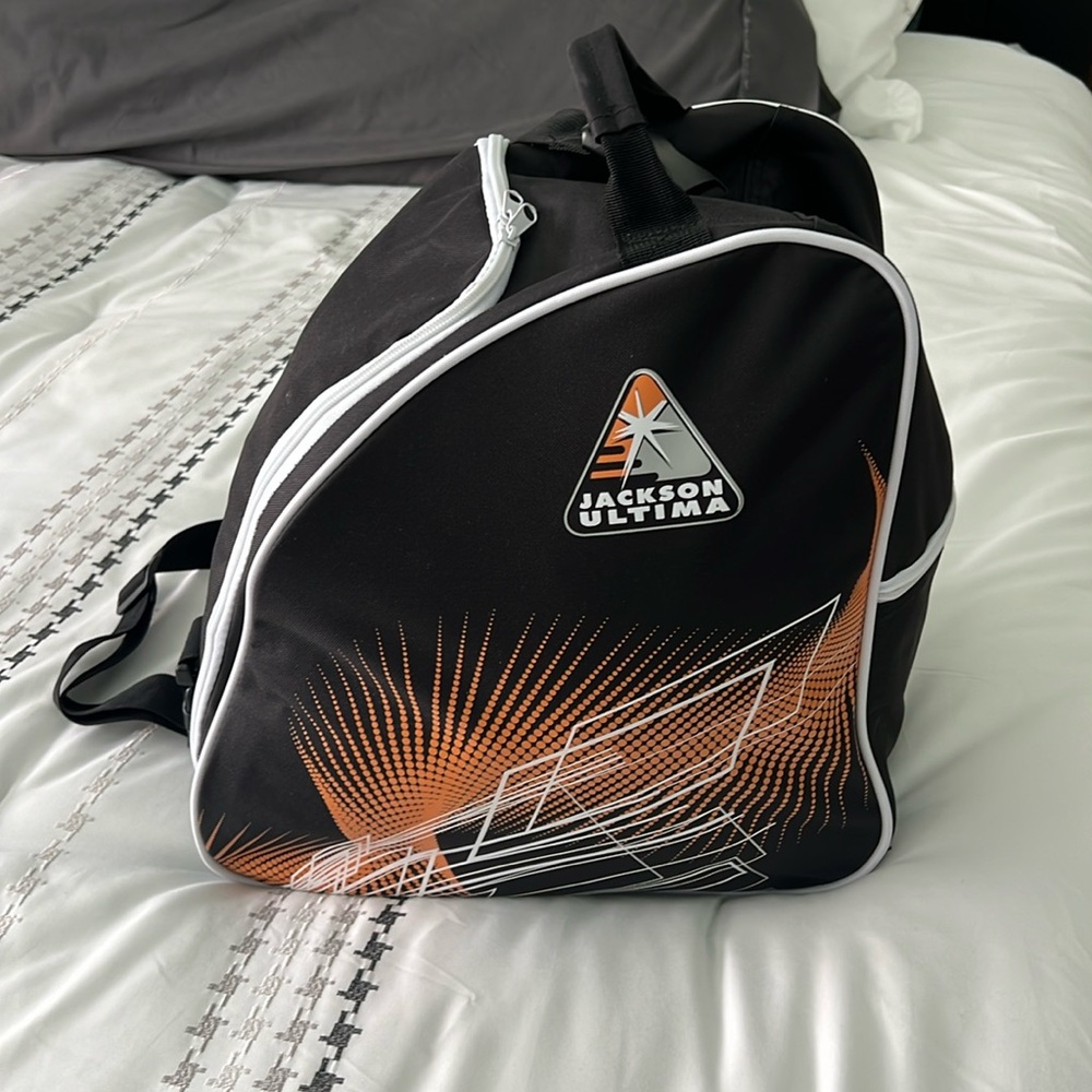 Jackson Ultima ice skating bag for figure skates, black with zip pocket